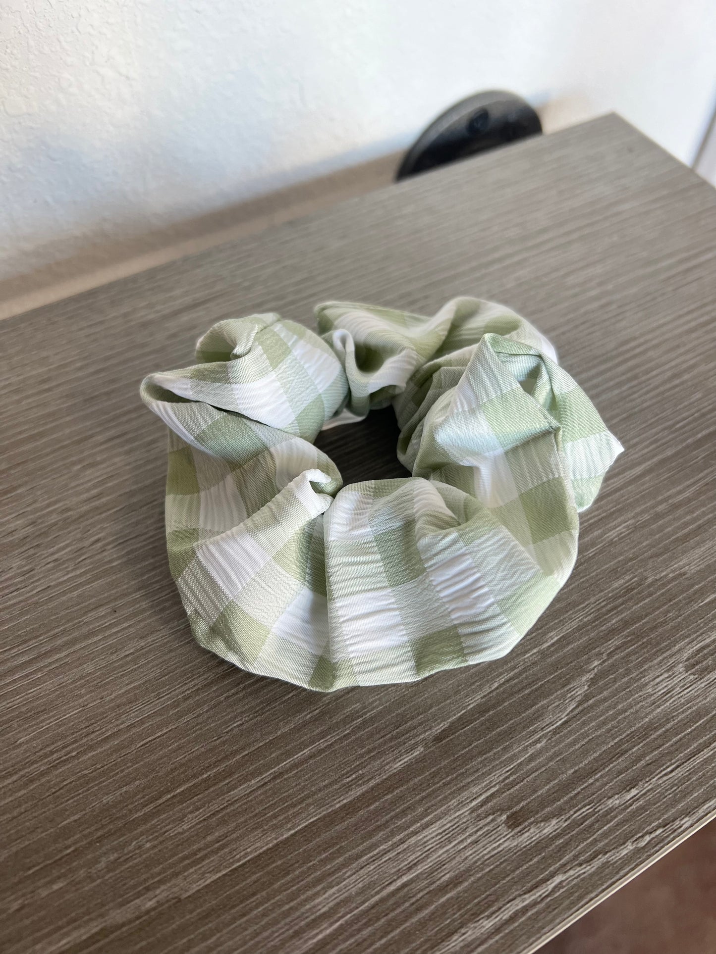 Checkered Scrunchie, Sage