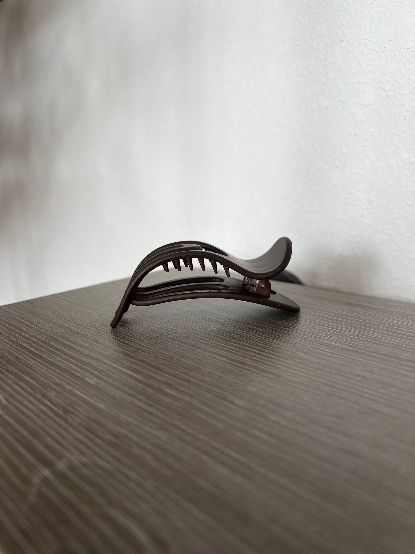 Oval Flat Hair Clip, Brown