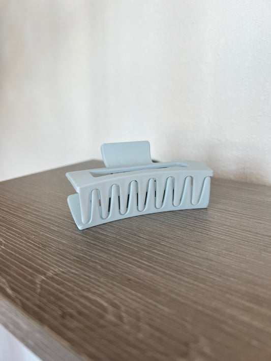 Effortless Hair Clip, Airy Blue