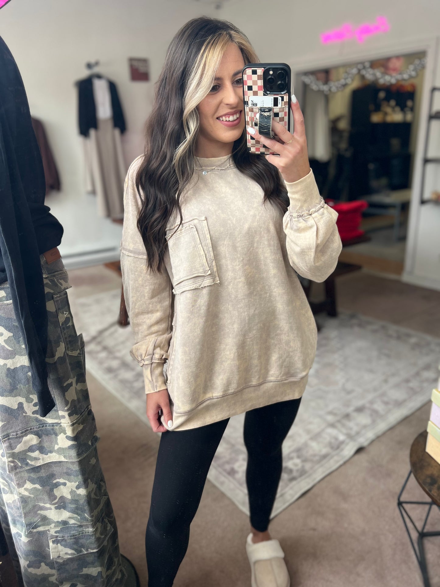 Acid Wash Pullover w/Pocket, Ash Mocha