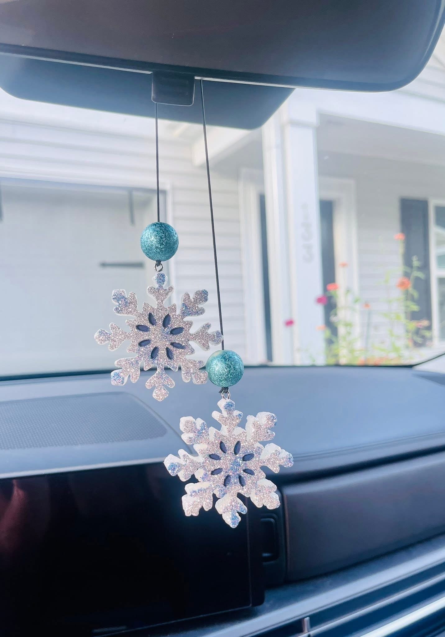 Dangle Snowflake Freshie