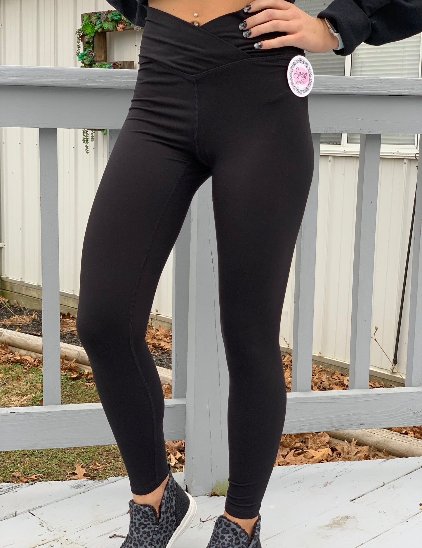 V Waist Leggings, Black