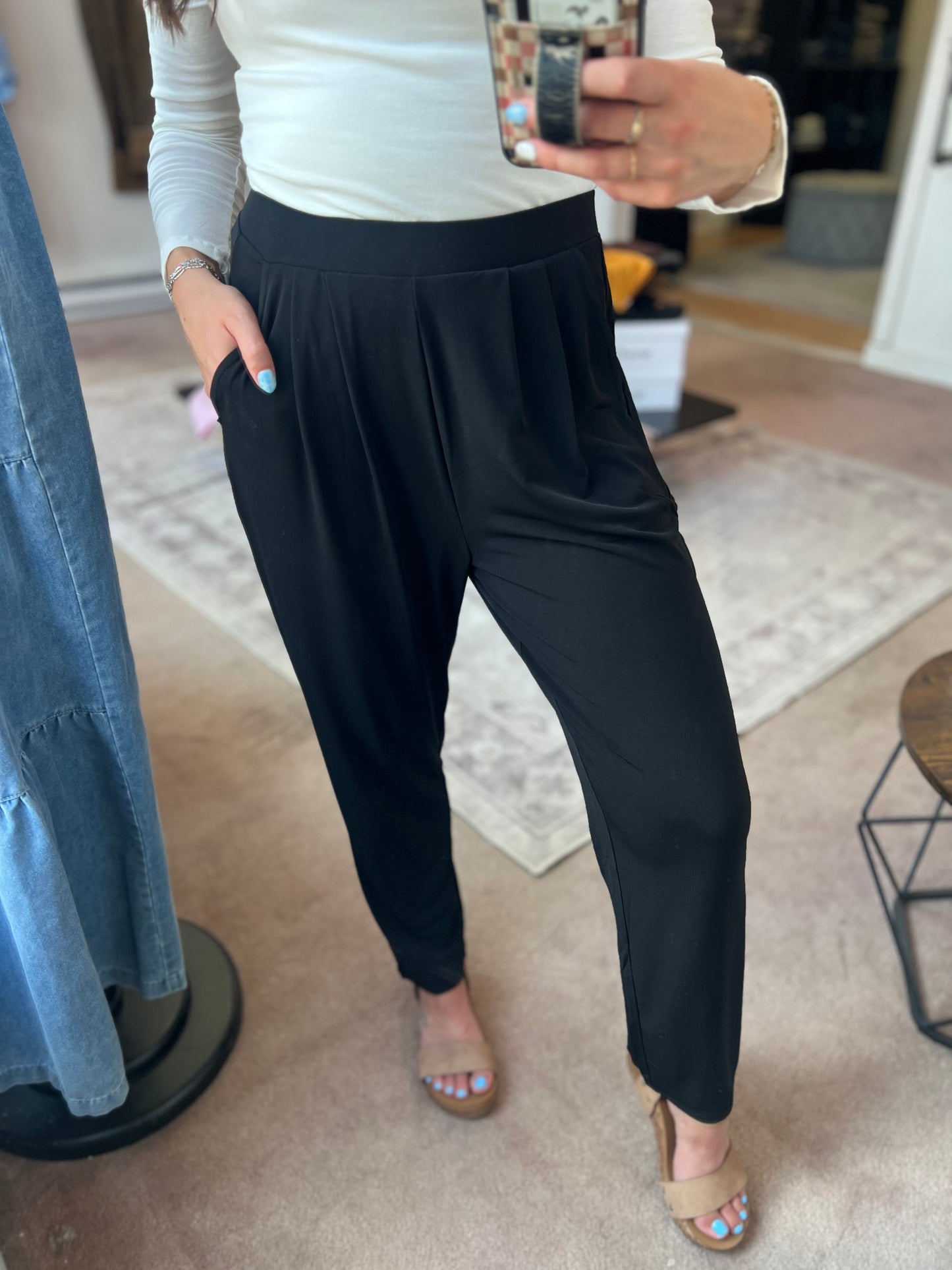 Pleated Pants, Black