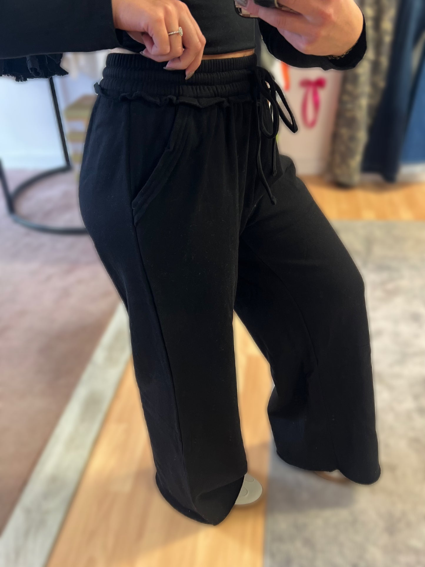 *DOORBUSTER* Fleece Wide Leg Sweatpants, Black
