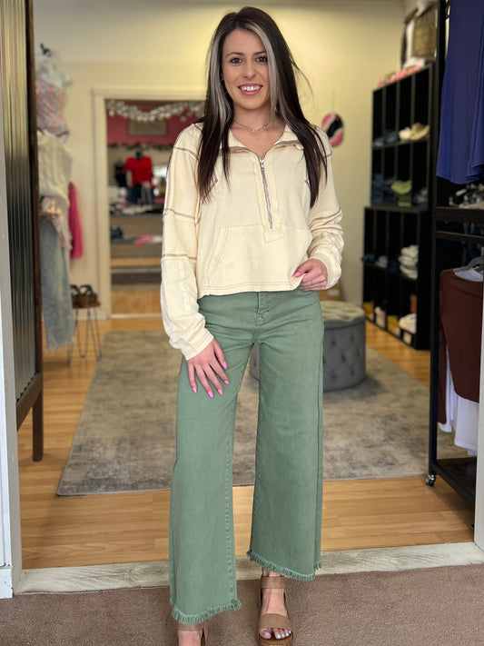 Cream Cropped Pullover, POL