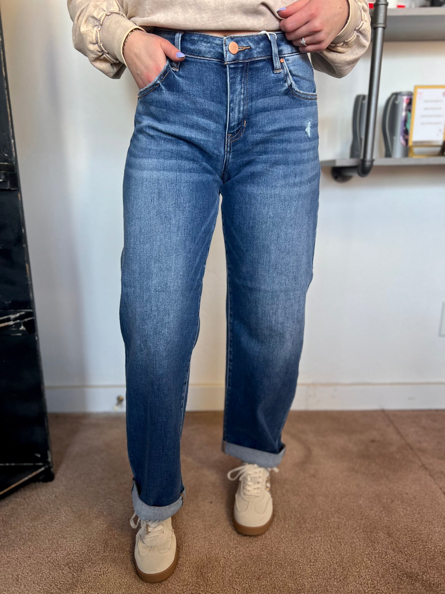 Lindsey Mid Rise Barrel Jean, RISEN