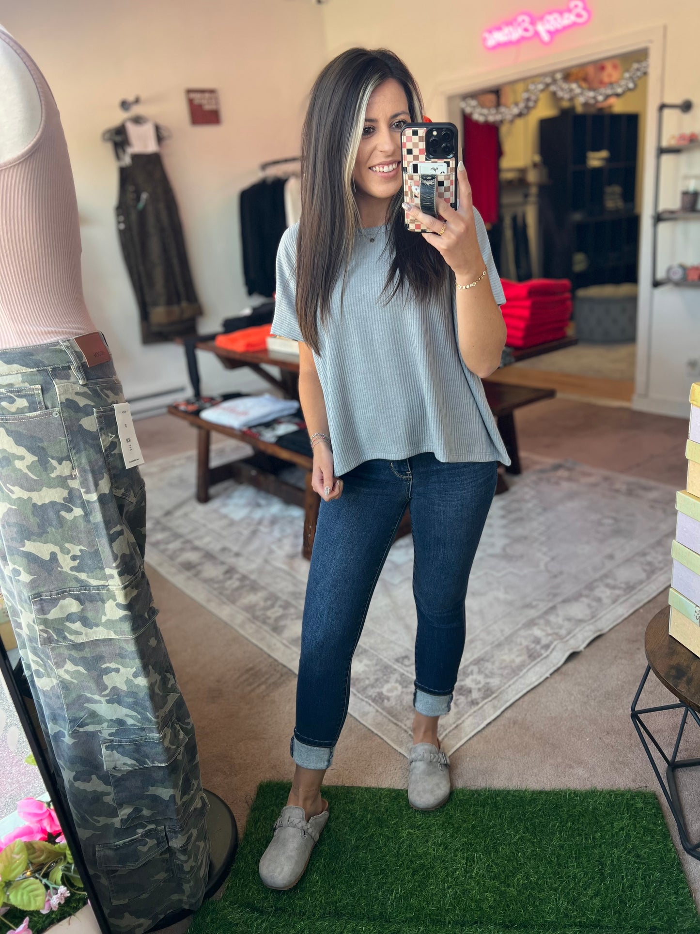 Ribbed Round Neck Tee, Grey