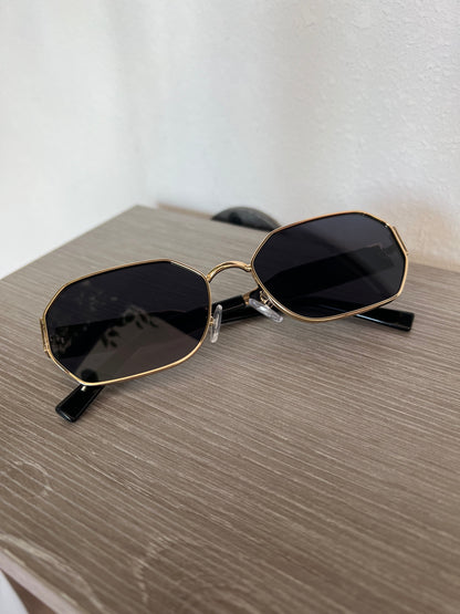Shady Lady Sunglasses, Black/Gold