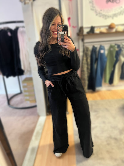 *DOORBUSTER* Fleece Wide Leg Sweatpants, Black