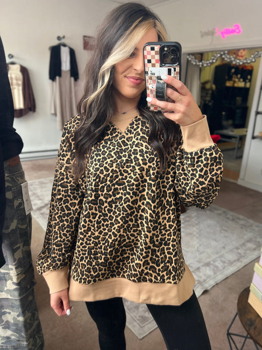 Leopard Pullover