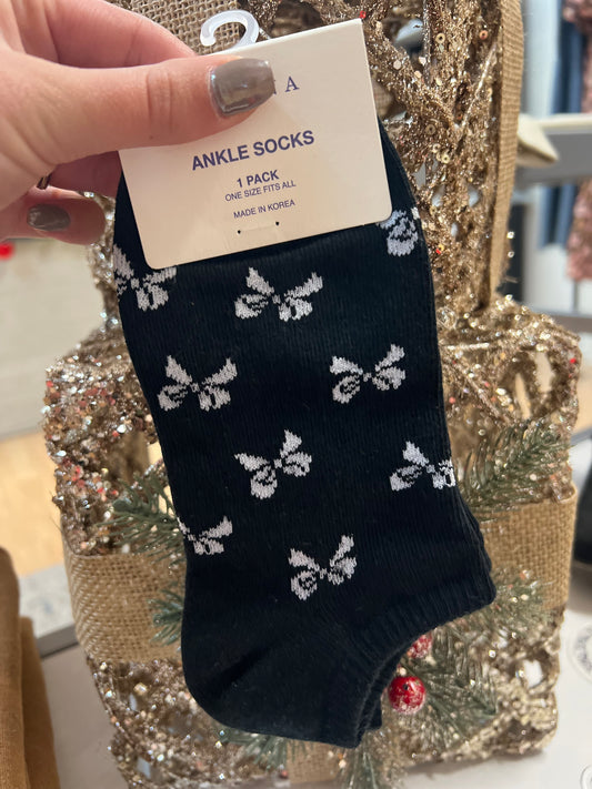 Bows Ankle Socks, Black *DOORBUSTER*